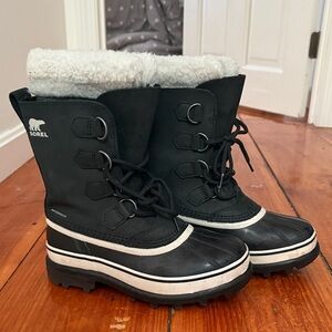 Sorel CARIBOU Women's Waterproof Boot